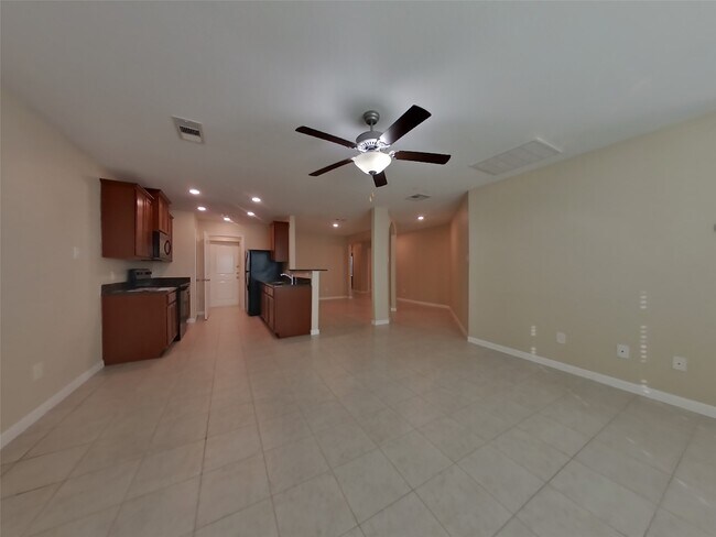 Foto del edificio - 821 Painted Bison Dr