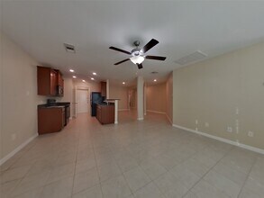 Building Photo - 821 Painted Bison Dr