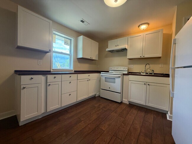 Foto del edificio - Two Bedroom/Two Bath for Rent