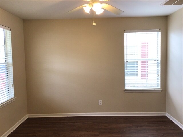 Foto del edificio - 1504 Linden Lane