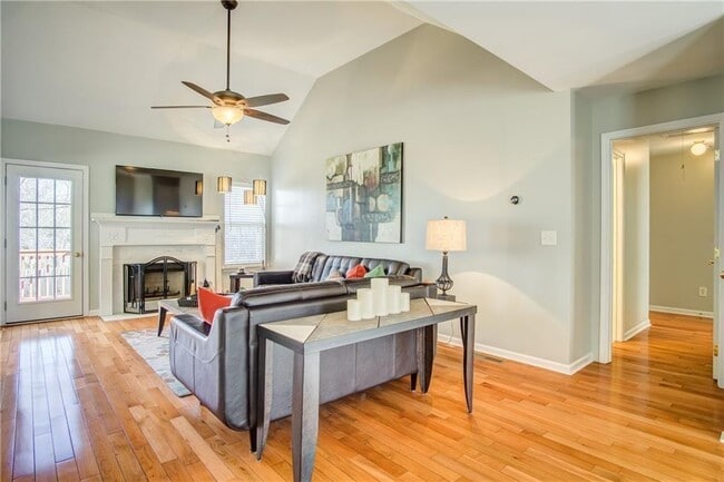 Foto del edificio - 1236 Cumberland Creek Pl SW