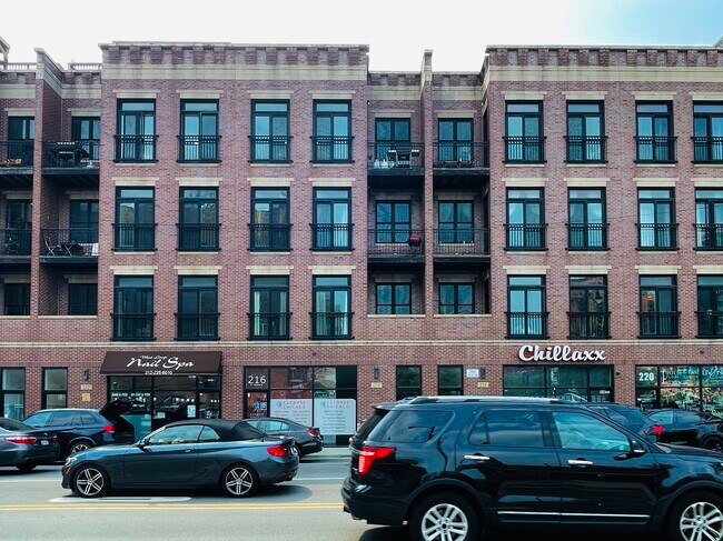 Foto del edificio - 216 N Halsted St