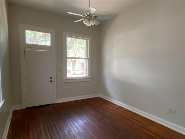 Foto del edificio - 4040 Banks St