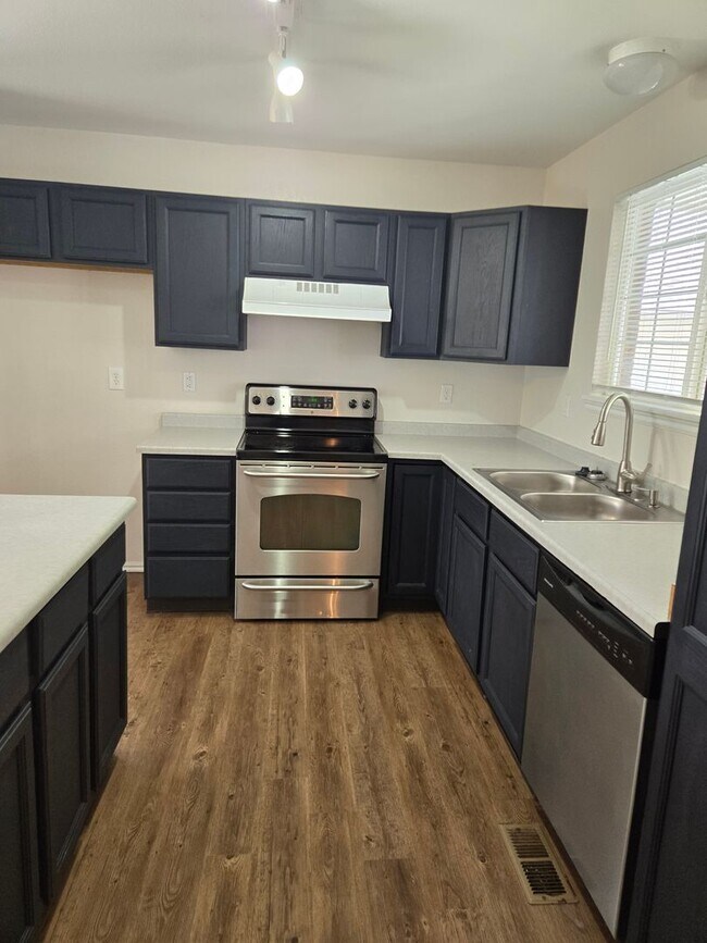 Foto del edificio - 3 Bedroom 2.5 Bath in Great Location