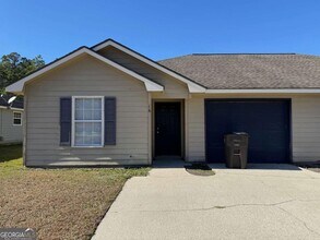 Building Photo - 16 Sapelo Dr