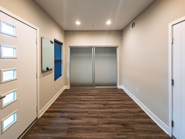 Building Photo - Modern Luxury Condo with Panoramic Views | 3-Story Condo + Private Rooftop Deck
