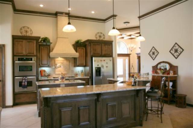Building Photo - Desired Oak Pointe Addition