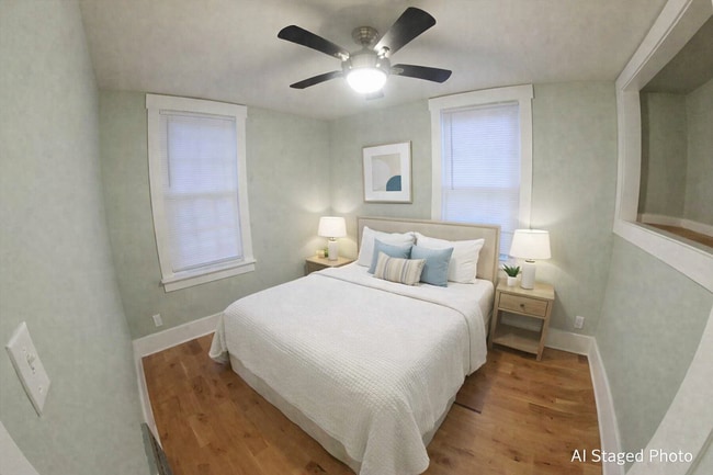 Building Photo - Huge Fenced-in Yard + Washer & Dryer Included + Beautiful Hardwood Floors! Available May 2nd!