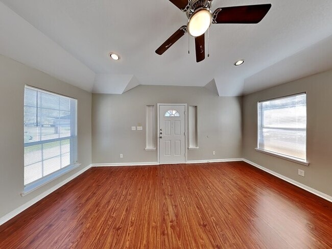 Foto del edificio - Great 3/2 Home!!