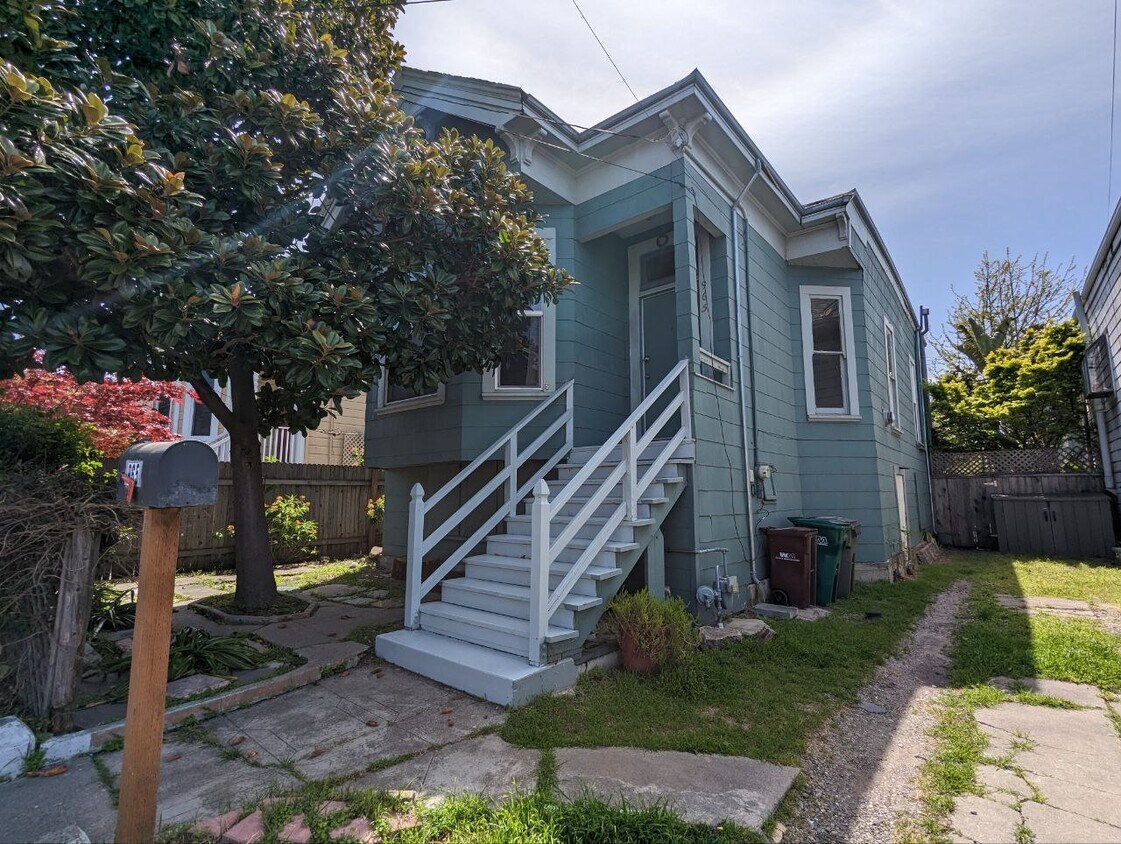 965 56th St, Oakland, CA 94608 House Rental in Oakland, CA