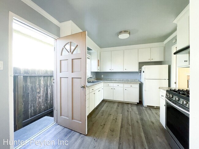 Building Photo - 2 br, 2 bath House - 839 34th Street