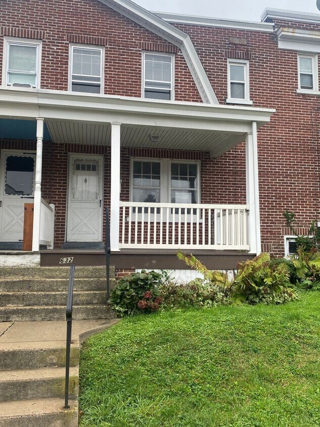 Primary Photo - 3 br, 1 bath House - 632 THIRD STREET