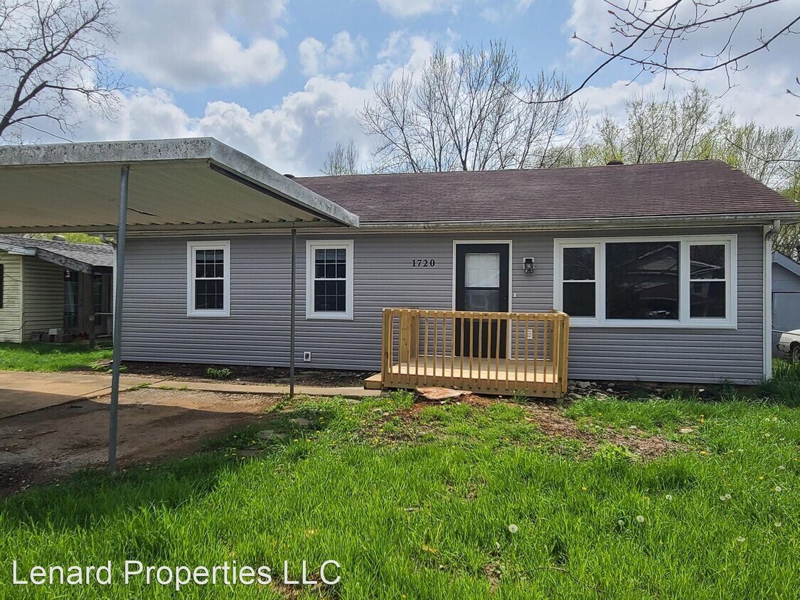 1720 W Lombard St, Springfield, MO 65802 House Rental in Springfield, MO