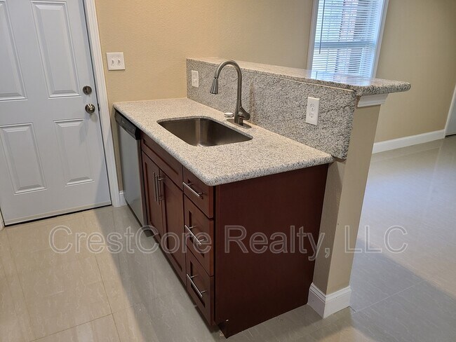 Foto del edificio - 3395 Overton Crossing St