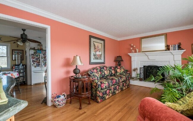 Foto del edificio - 10311 Mary Dell Ln