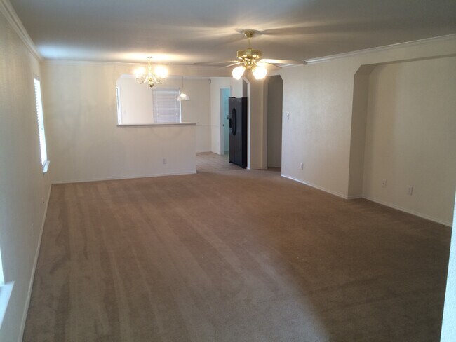 Photo - 16246 Stallion Ranch House