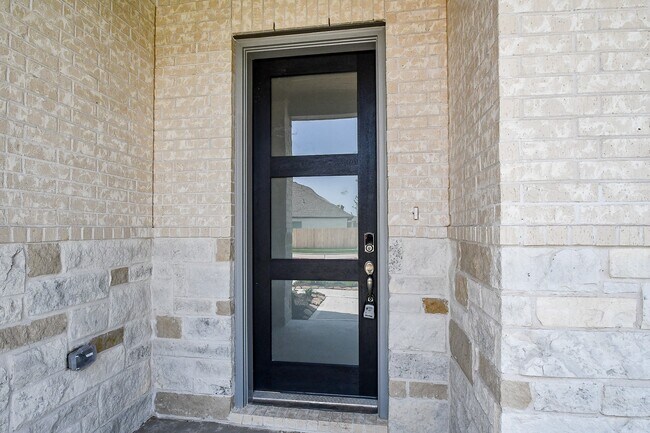Foto del edificio - 5838 Wayne Wy
