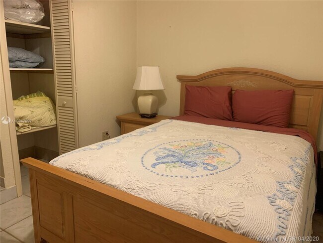 Foto del edificio - 2323 Polk St