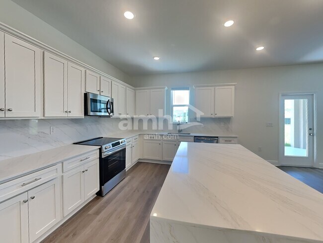 Foto del edificio - 3715 Center Cove Lane