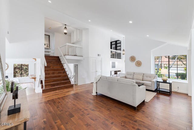 Building Photo - 4035 Cliffrose Ave