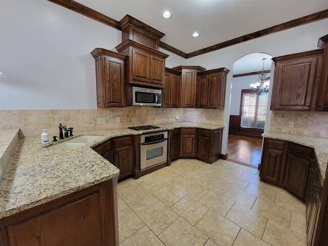 Building Photo - 8741 Belcaro Dr