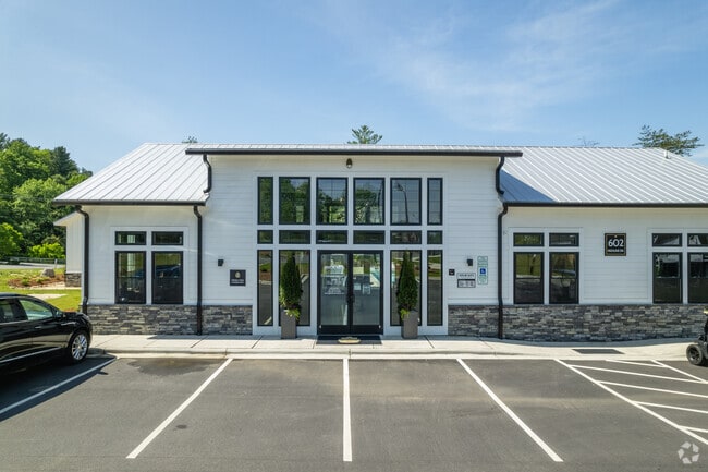 Entrance to Clubhouse - Highline North Apartments