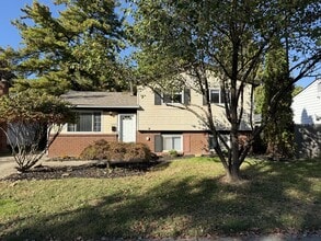 Building Photo - 5398 Mountville Ave