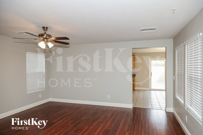 Foto del edificio - 152 Calm Morning Ave