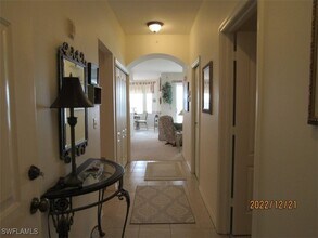 Building Photo - 8076 Queen Palm Ln