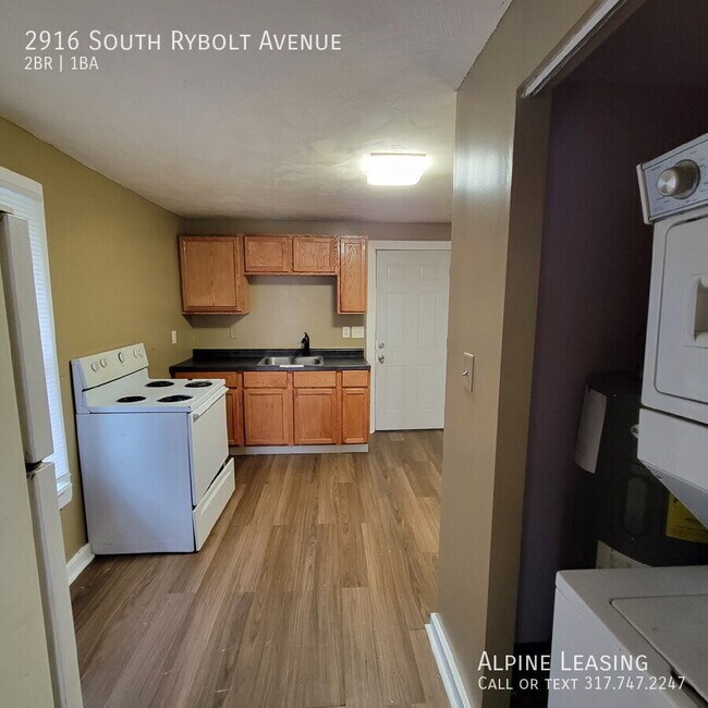 Foto del edificio - 2916 S Rybolt Ave