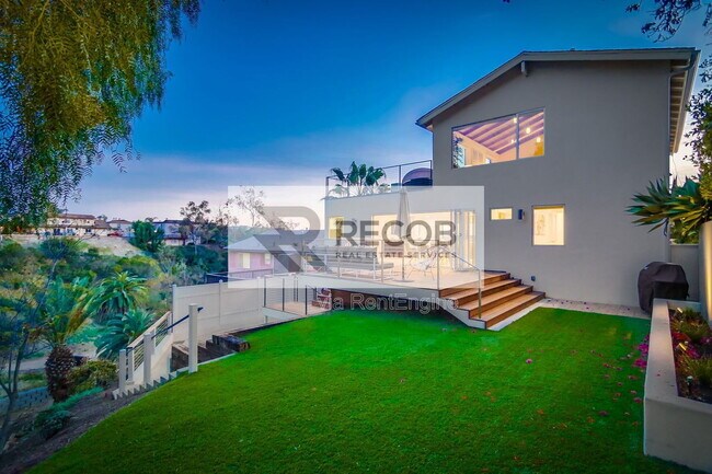 Foto del edificio - 2641 Curlew St