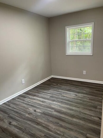 Foto del edificio - 104 Lawndale Ave