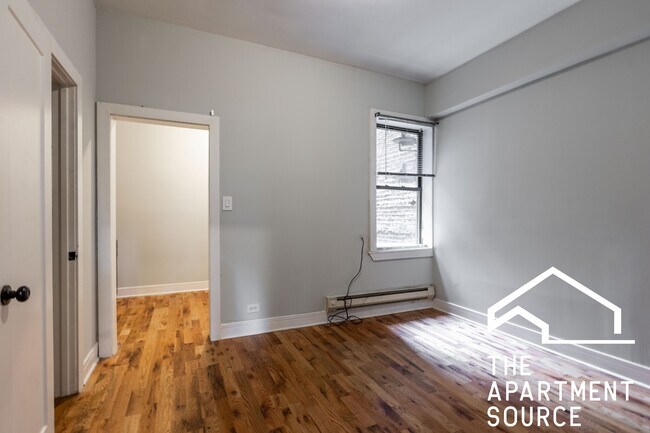 Foto del edificio - 4631 N Paulina St