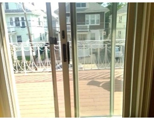 Foto del edificio - 113 Princeton St