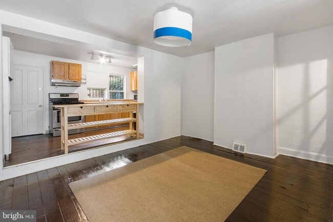 Foto del edificio - 2041 Pemberton St