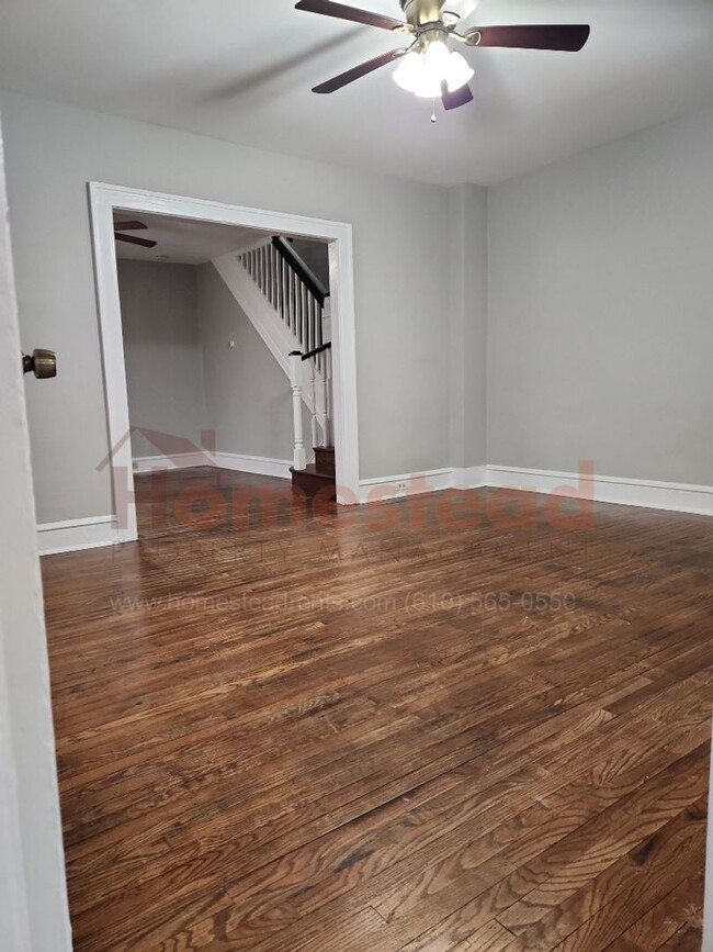 Building Photo - 5 BEDROOM HOME FOR RENT IN COLLINGDALE!