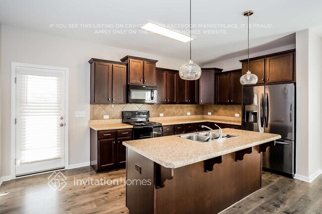 Foto del edificio - 124 Caprine Ct