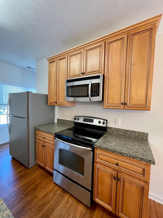 Foto del edificio - Two Master Suite Apartment Townhouse