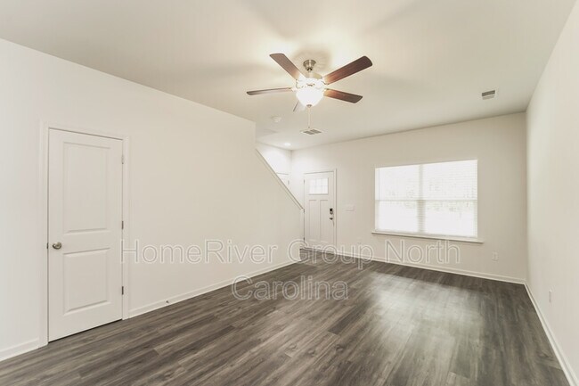 Building Photo - 4442 Woodwind St