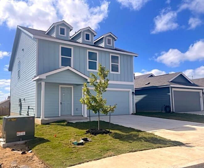 Foto del edificio - Newly Built & Stylish 4BR/2.5BA Two-Story ...