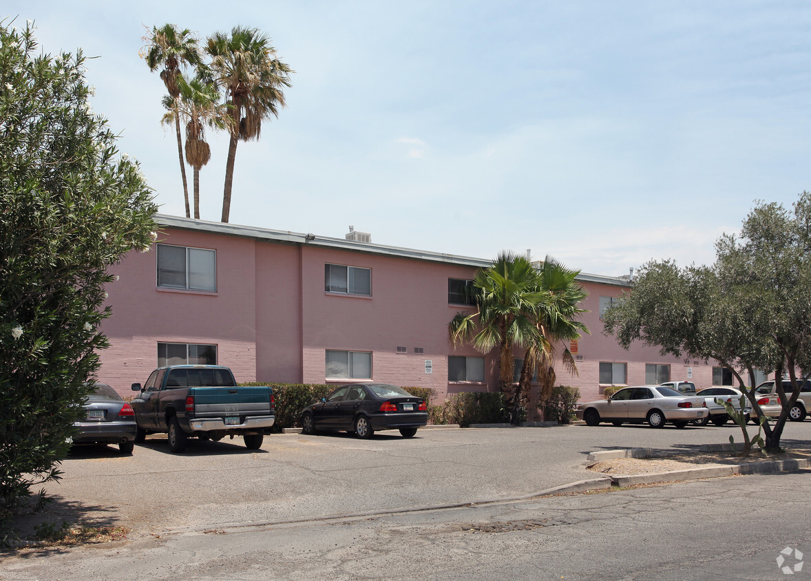 Building Photo - University Vista Student Apartments