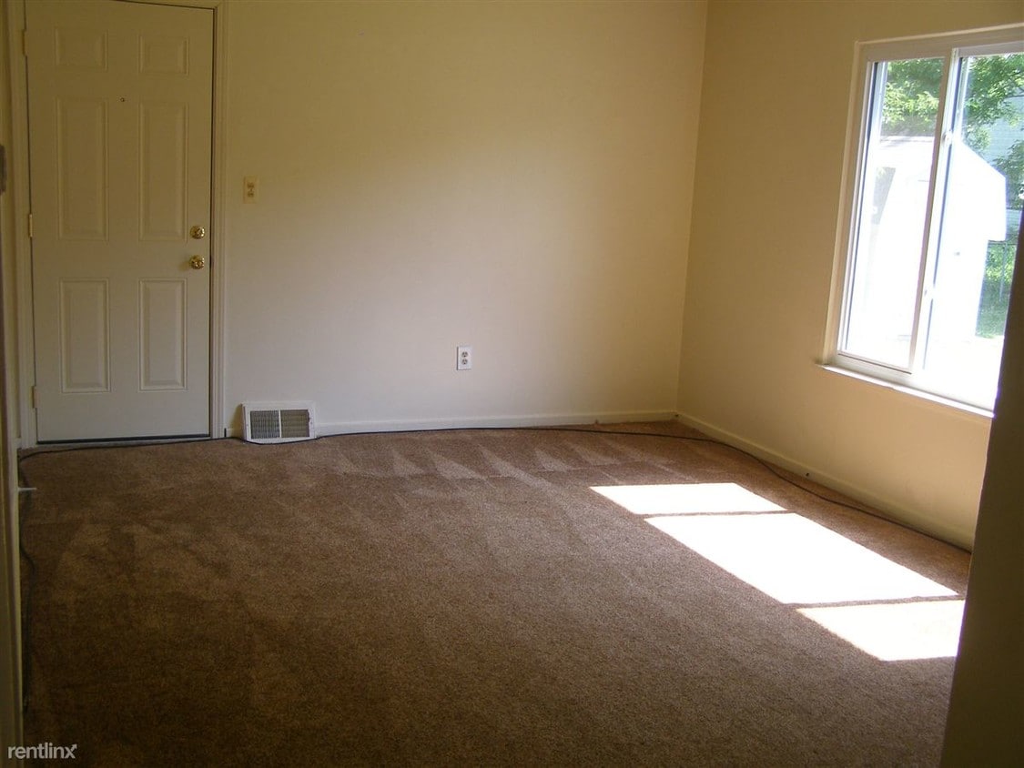 Building Photo - 3 br, 1 bath Duplex - 2039 Dryden St /1 ba...