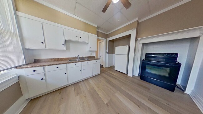 Foto del edificio - Charming First Floor Apartment