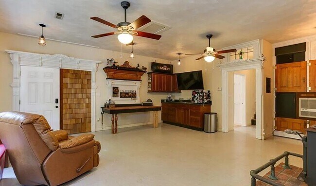 Foto del edificio - 1922 Edgewood Ave