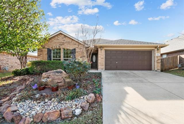 Foto principal - 2632 Triangle Leaf Dr