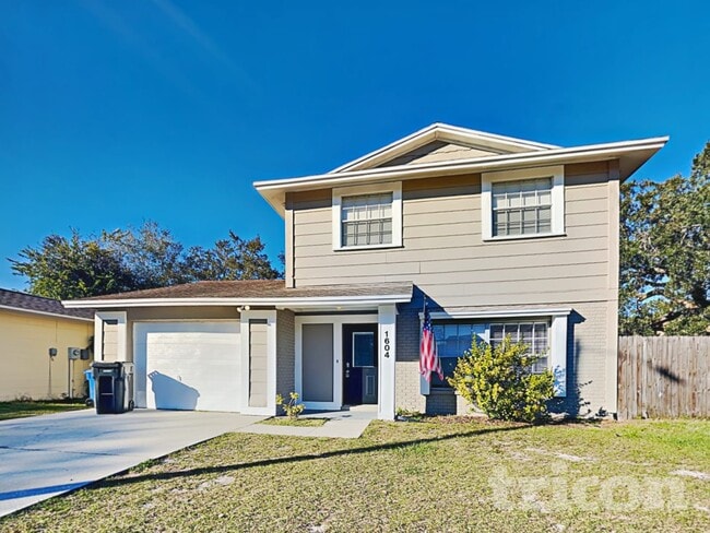 Building Photo - 1604 Palm Leaf Dr