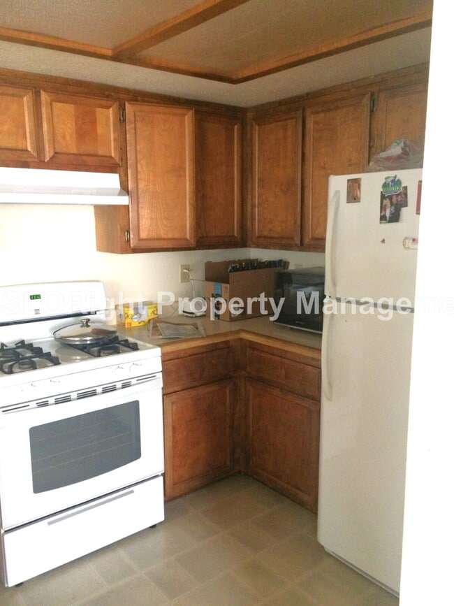 Building Photo - AVAILABLE OCTOBER - Grover Beach Two Story Townhome - 2 Bedroom / 2 Bathroom