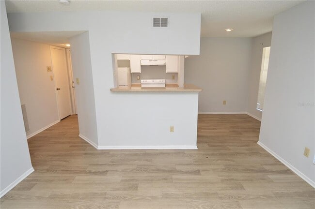 Building Photo - 8723 Fancy Finch Dr