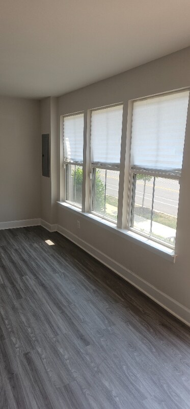 Foto del edificio - 9606 Prince Pl