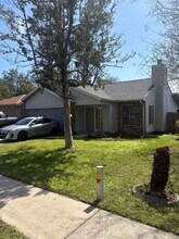 Building Photo - 3916 Summerwood Ct